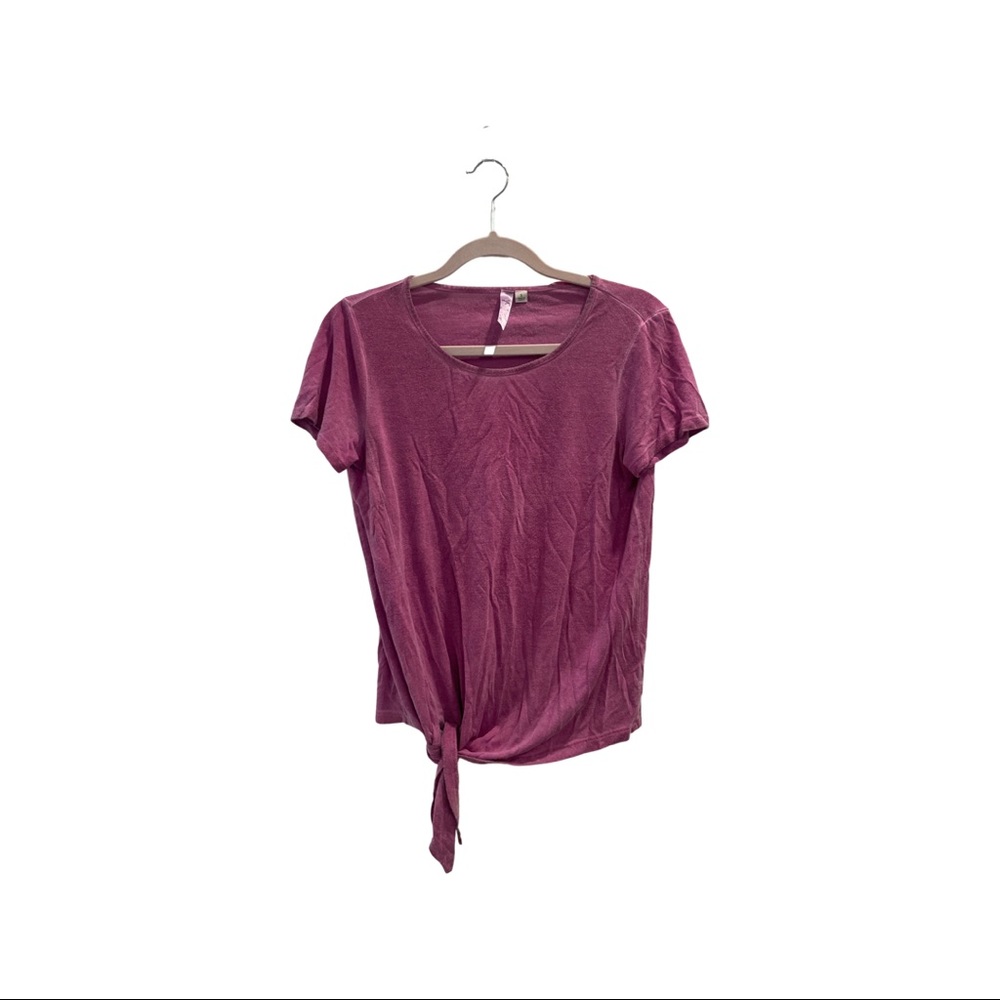 Francesca’s side tie pink shirt